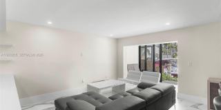 3973 NE 167th St Gallery 7