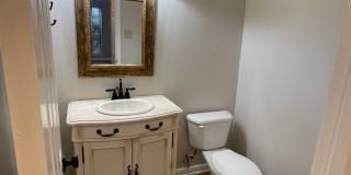 2Bd/1.5Ba Townhouse located on the Germantown/Memphis Line! Gallery 5