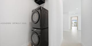 1316 NE 16th Ter Gallery 36