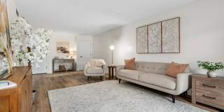 Barrington Park Gallery 5
