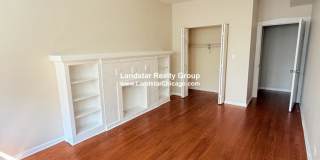 4453 North Hamlin Gallery 1