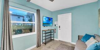 1715 NE 11th St, Unit A Gallery 1