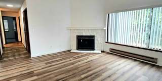 Charming, bright and peaceful condo close to ferries and shopping in Kingston! Charming, bright and peaceful condo close to ferries and shopping in Kingston! Gallery 6