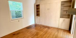810 Martin Street Gallery 37