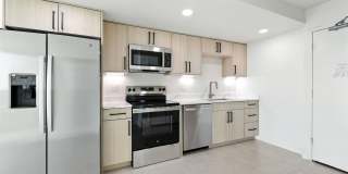 West 7th Apartments Gallery 6