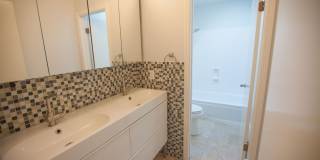 Sun-Filled Top-Floor Gem Near San Bruno Mountain State Park Gallery 7