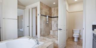 Beautiful 4 bedroom, 4.5 bathroom Home in the Varadero Community Beautiful 4 bedroom, 4.5 bathroom Home in the Varadero Community Gallery 57