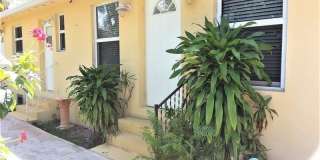 1123 N 17th Avenue Gallery 1