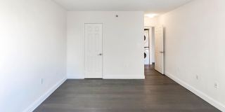 4801 FAIRMONT Avenue Gallery 14