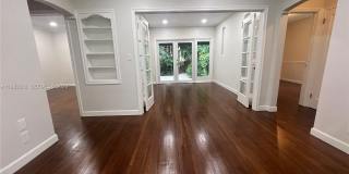 1900 Tigertail Ave Gallery 15