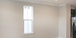 End-unit Townhouse with mountain views Gallery 11