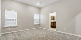 916 Keenland Ave Gallery 15