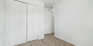 2045 E ORANGE ST Gallery 22