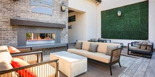 The Strand Gallery 14