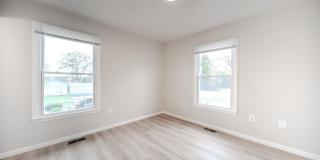 11209 CAROLINE Avenue Gallery 19