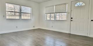 2906 E 12th ST Gallery 3