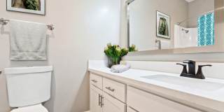 720 Louise Apartments Gallery 13