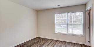 318 Bogle Street Gallery 15