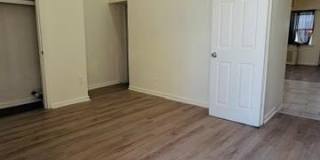 231 3RD Street Gallery 10