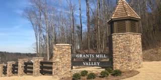 3 bedroom home with garage and fenced backyard! Gallery 1