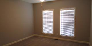 Huge 3BR/3BA Villa at Boulder Springs - Available July!! Gallery 29