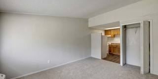 Pelican Pointe Apartments Gallery 4