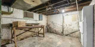 NEW LISTING! 4 BEDROOM HOME NEW LISTING! 4 BEDROOM HOME Gallery 14
