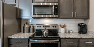 Vintage Foxland Apartments Gallery 3