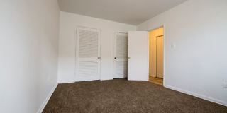 5018 W Jackson Blvd Gallery 5