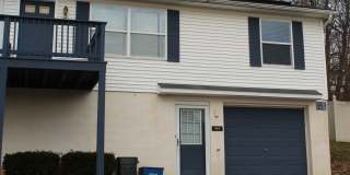 Semi-Detached Duplex in Dallastown Gallery 1