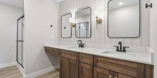 2175 W Parkview Avenue Gallery 28