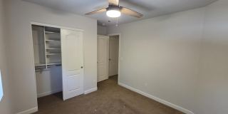 3020 E FRIESS Drive Gallery 31