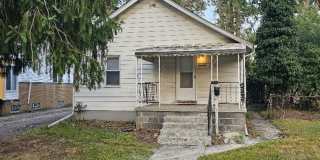20426 Salem St- 3 BEDS & 1 BATH FOR RENT! 20426 Salem St- 3 BEDS & 1 BATH FOR RENT! Gallery 1
