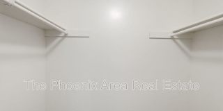 4950 N Miller Rd Gallery 16