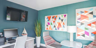 Lakefront on Washington Gallery 8