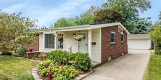320 W La Salle Avenue Gallery 1
