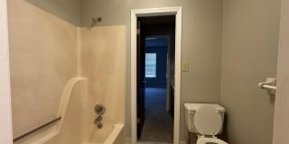 2448 Riverlook Drive Gallery 15