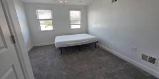 3710 E PRATT Gallery 10
