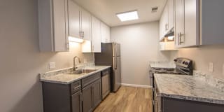 Sierra Vista Apartments Gallery 14