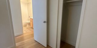 Warwick Gallery 69