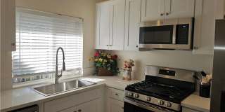 2 Bedroom 2 Bath / Garage Gallery 1