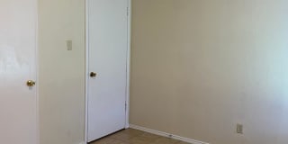 2-Bedroom Duplex in Edison Gallery 9