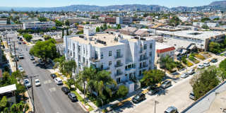 401 N Serrano Ave Gallery 23