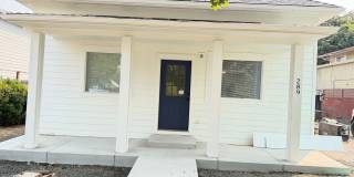 Newly Remodeled 3 Bedroom! Gallery 1