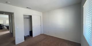 NO AVAILABLE SHOWINGS UNTIL AFTER 7/1/26 - EASTVALE GREAT NEIGHBORHOOD- 4+2.5 EXECUTIVE HOME, QUIET NEIGHBORHOOD - AVAILABLE NOW!!! ONLY 1 GARAGE SPACE + 1 DRIVEWAY SPACE, STREET PARKING AVAILABLE Gallery 17