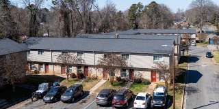 Spacious, affordable two bedroom townhouse in a great location in Charlotte! Gallery 37