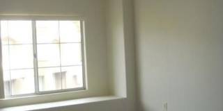 STUNNING 2 BEDROOM 2 BATH TOWNHOUSE IN GATED COMMUNITY WITH 1 CAR GARAGE ATTACHED Gallery 12