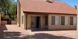 1828 E Secretariat Dr Gallery 16