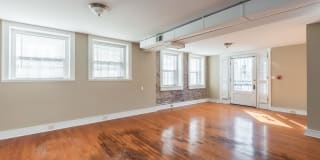 201 West Fifth Avenue - Apt 15 Gallery 1