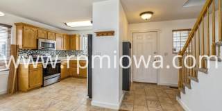WEST DES MOINES TWO-STORY!! 4 Bedroom, 3.5 Bathrooms! Gallery 1